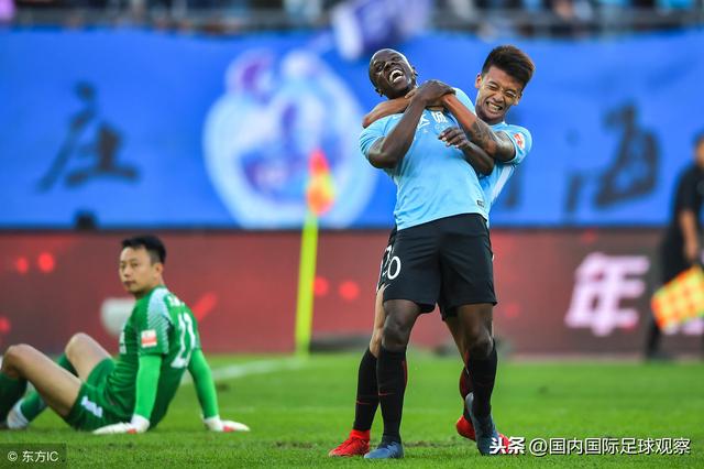 包含大连一方主场战平深圳佳兆业，保持不败纪录的词条