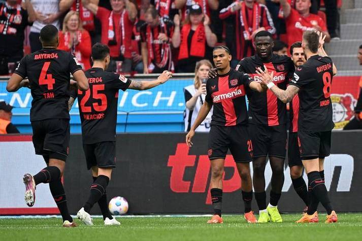 开云体育官方网站-拜仁慕尼黑铁桶防线：欧冠热门之一的简单介绍