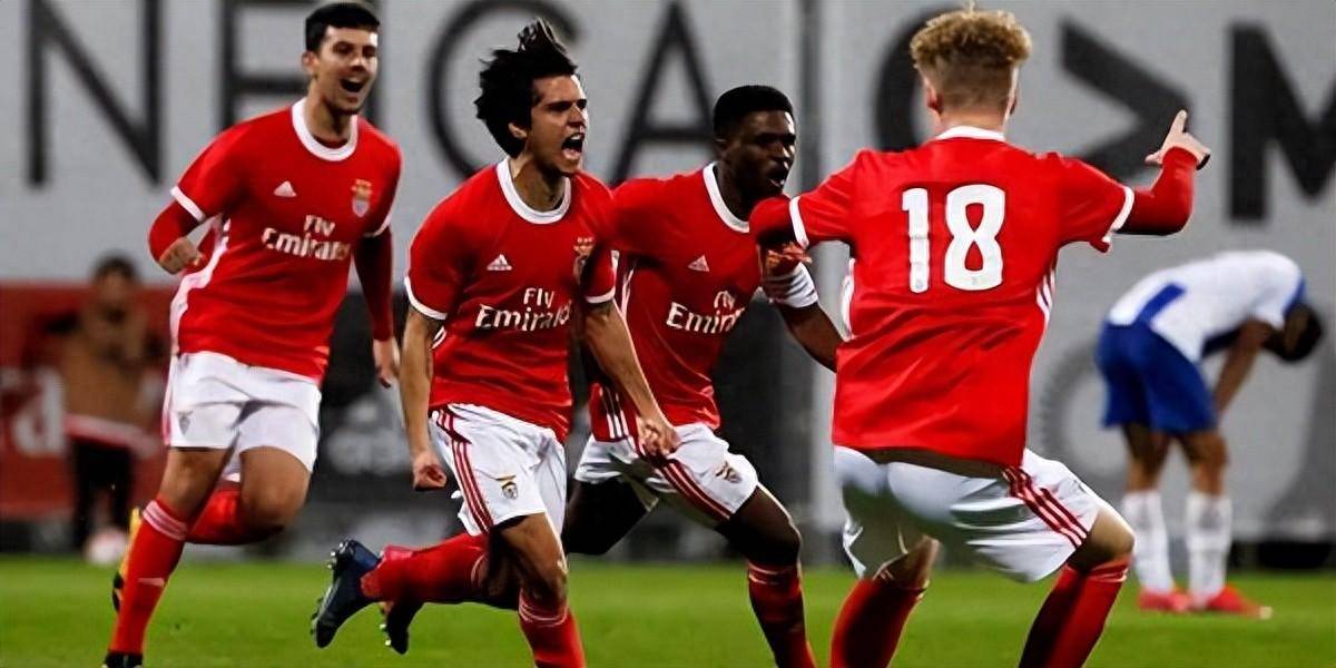 关于AC米兰客场大捷，稳坐积分榜第二位置的信息