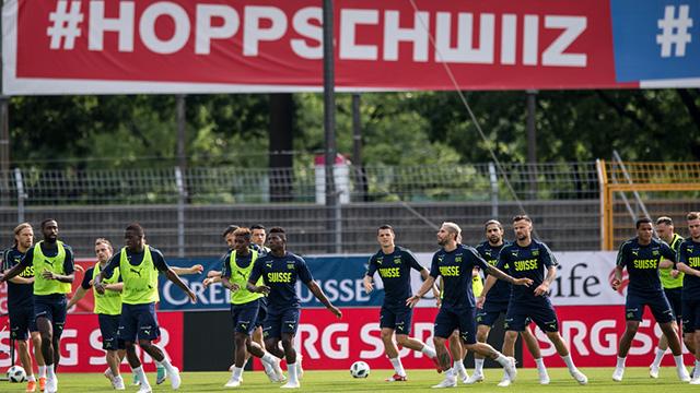 开云平台-加纳队在国际友谊赛中取得胜利，士气高昂