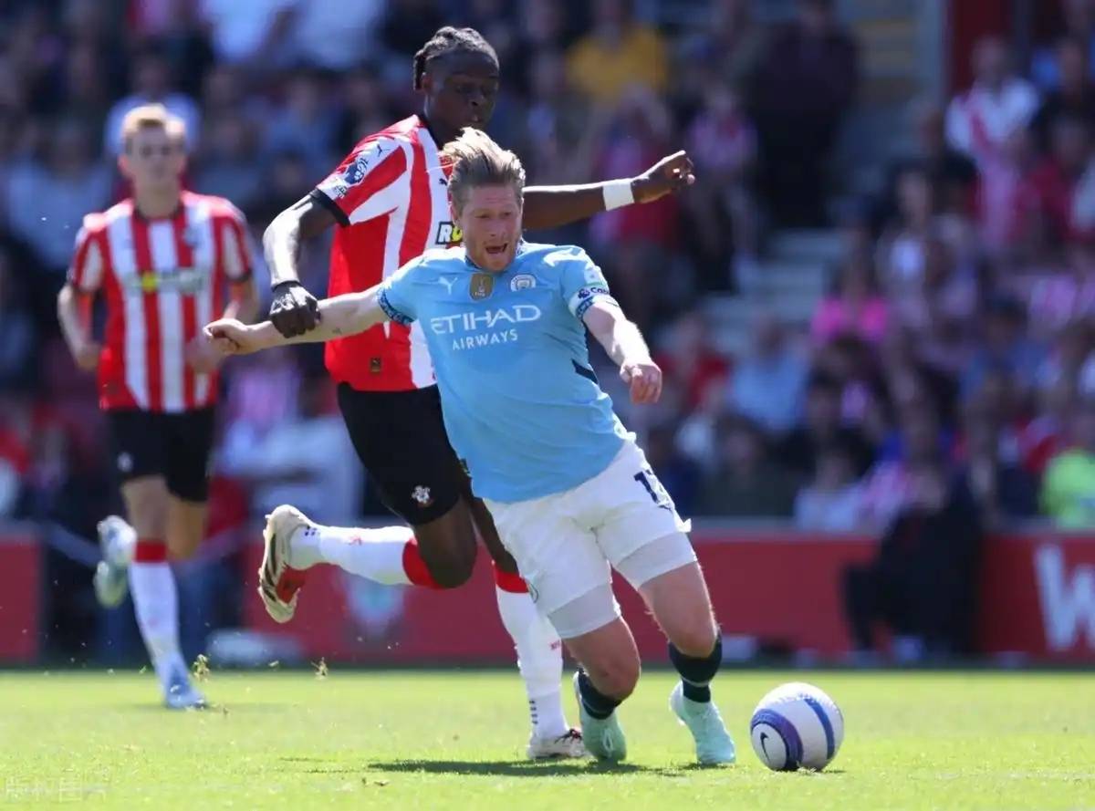 开云体育入口-关于曼城中场控球优势明显，传控比例高达%的信息