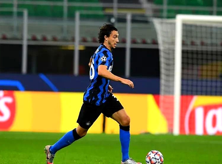 关于米兰德比悲情收官，国际米兰遭AC米兰逆转的信息