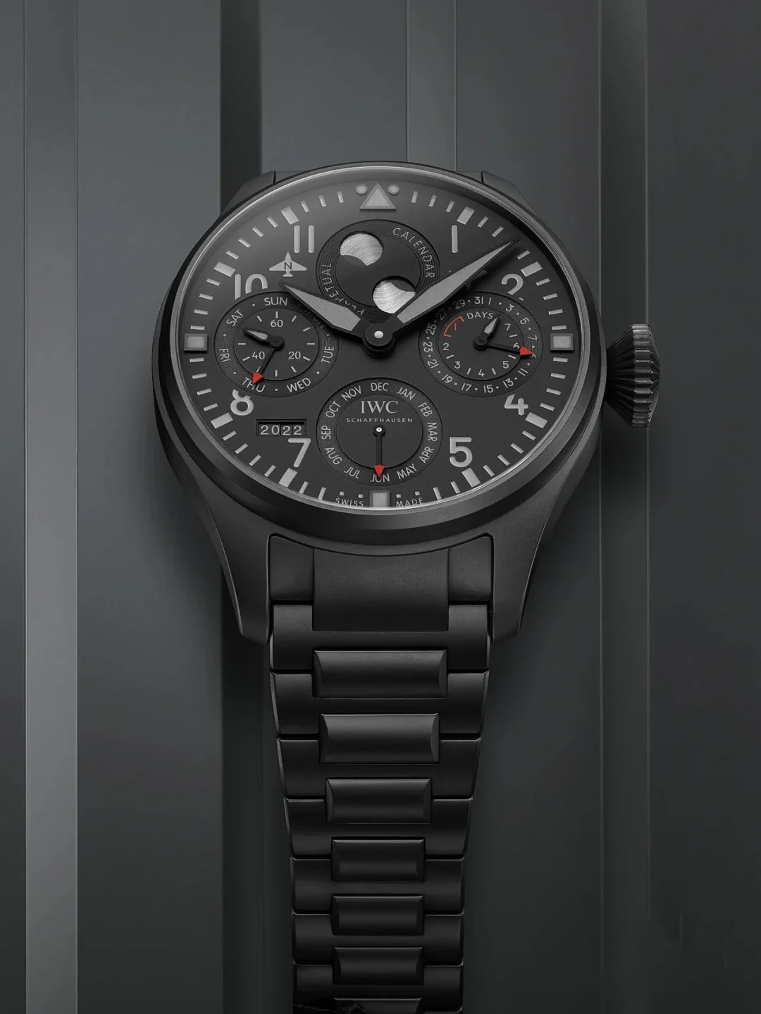 包含瑞士队壮志凌云，晋级前景一片光明的词条