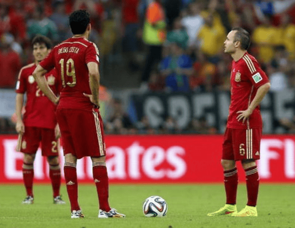 热门球队再次在比赛中获得胜利