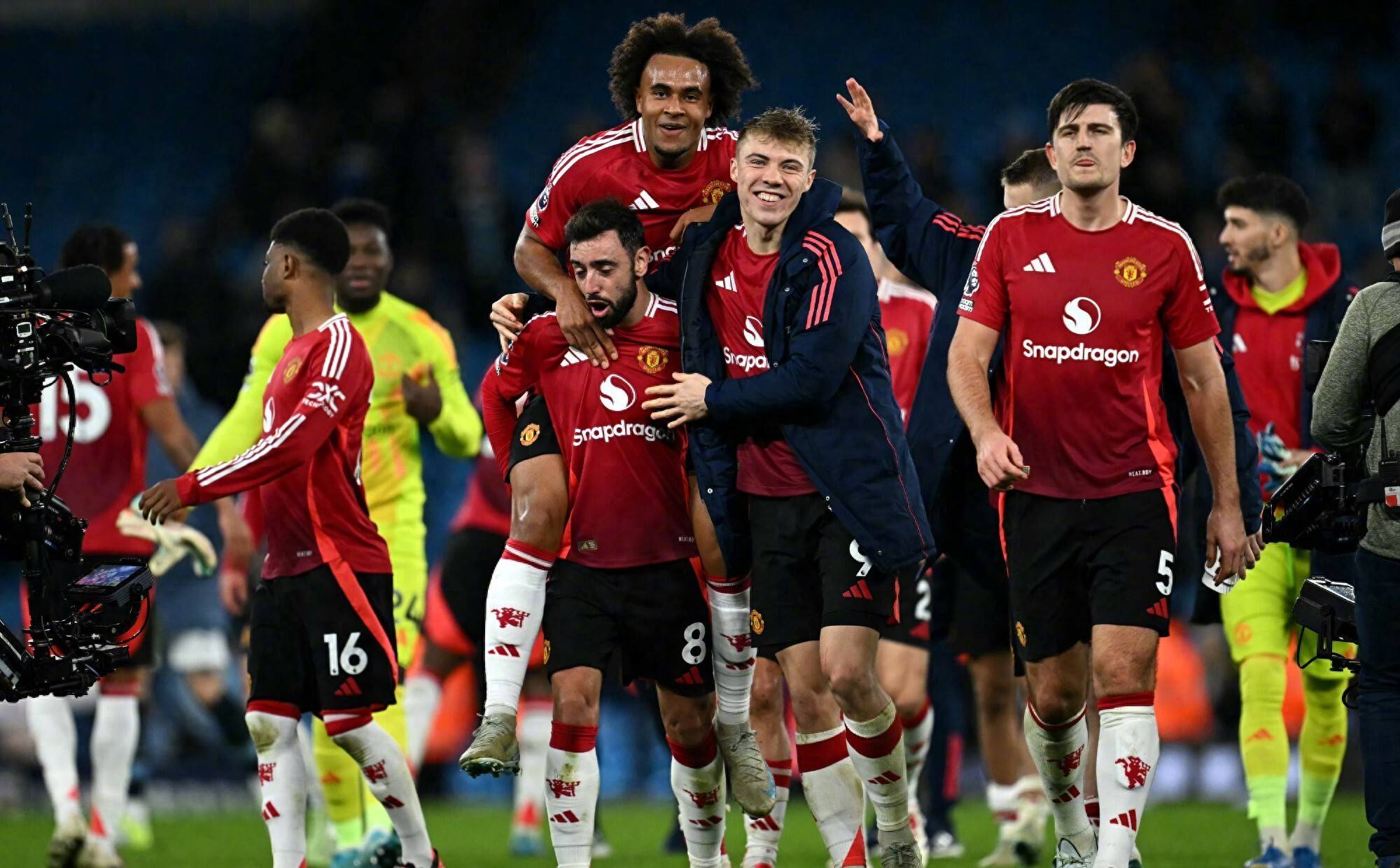 开云体育-巴萨惨败切尔西无缘欧冠四强