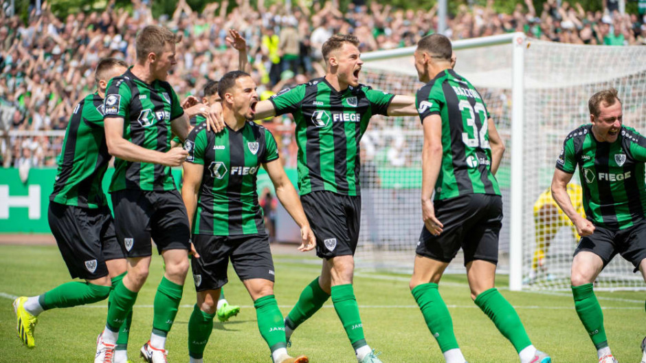 柏林赫塔主场告负，德国足球联赛排名下滑