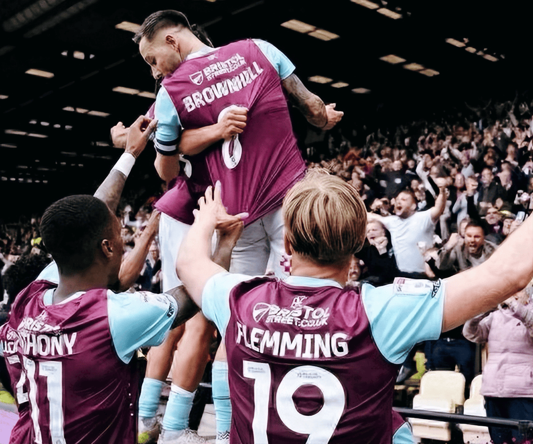 开云体育平台APP-包含卡迪夫城豪取胜利，展示强大实力的词条