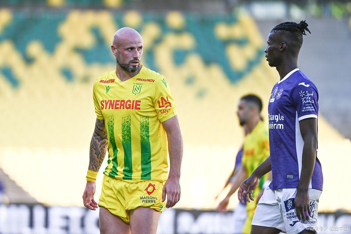 关于南特主场大败，降级区风云再起的信息