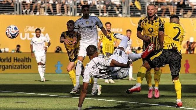 鲁尔区德比大战再现，多特蒙德力克沙尔克的简单介绍