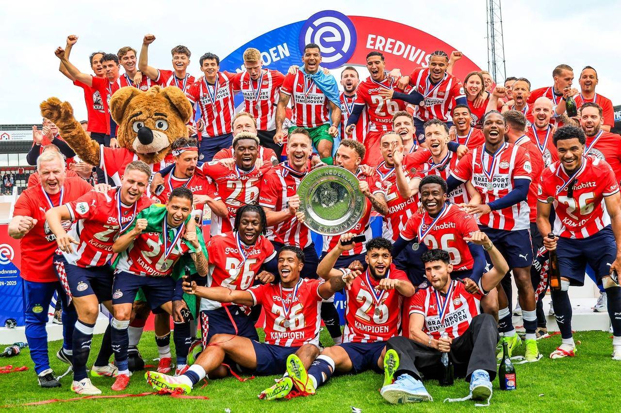 开云APP-阿贾克斯全队备战，力争欧冠资格的简单介绍