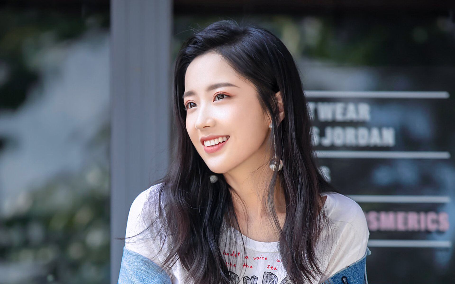 楚阿梅尼一锤定音，波兰险胜哥斯达黎加