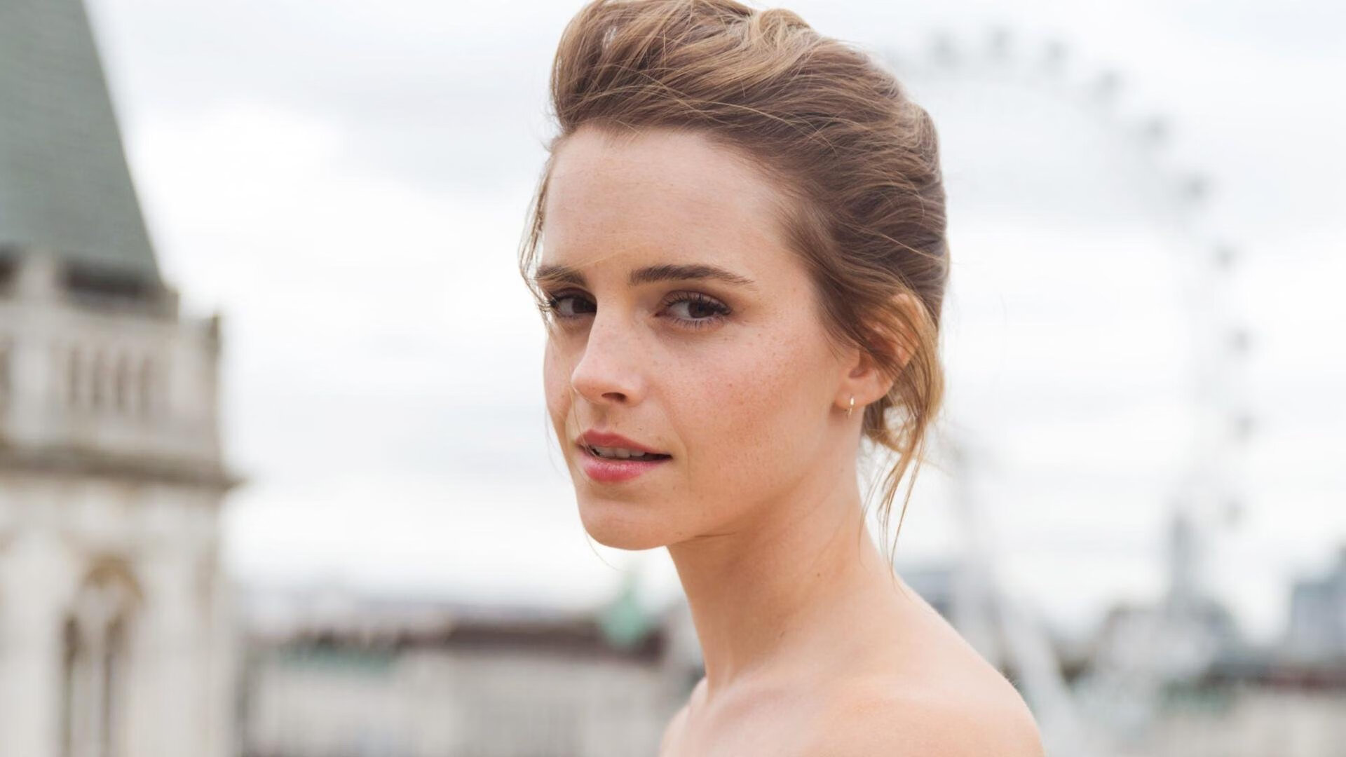 开云体育下载-赖斯独舞，三狮碾碎枫叶防线—英格兰中场大师美加墨世界杯接管比赛