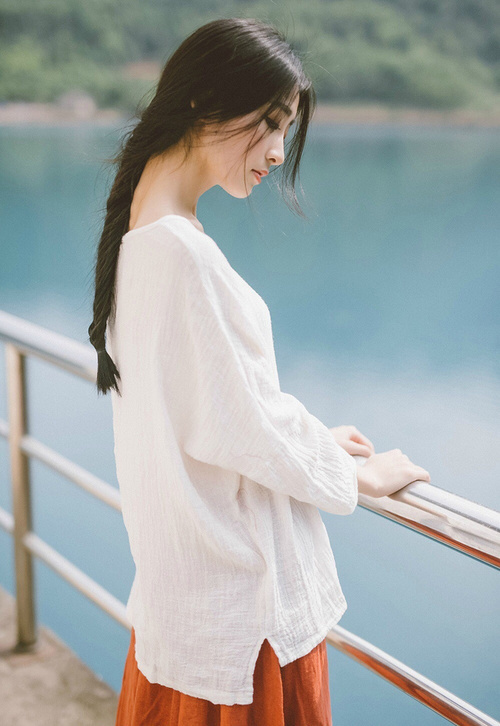 开云官网-封锁与突围，当足球成为跨越边界的闪电