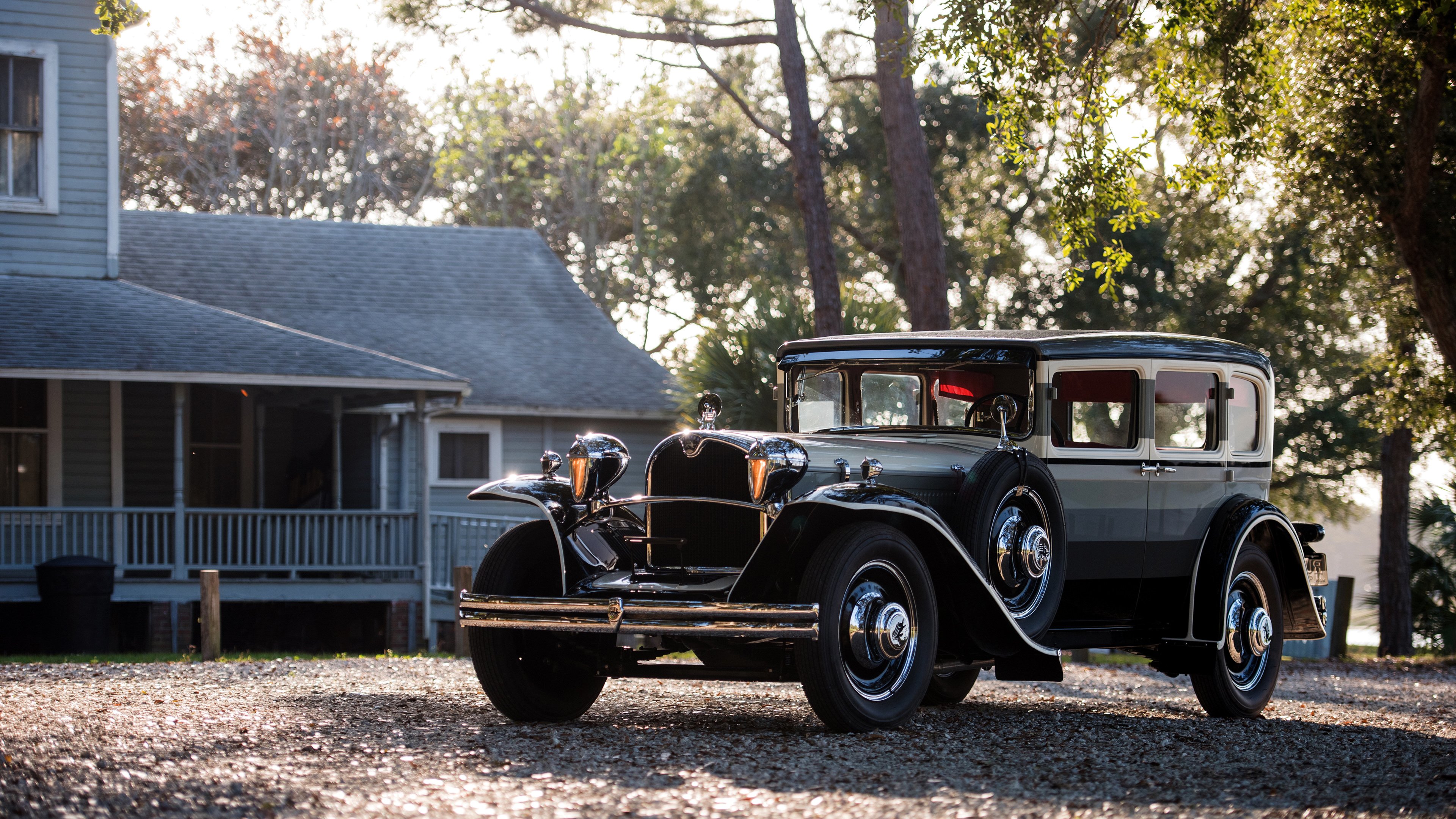 开云平台-雄鹰振翅破雷云，爱德华兹欧冠决赛封神之战