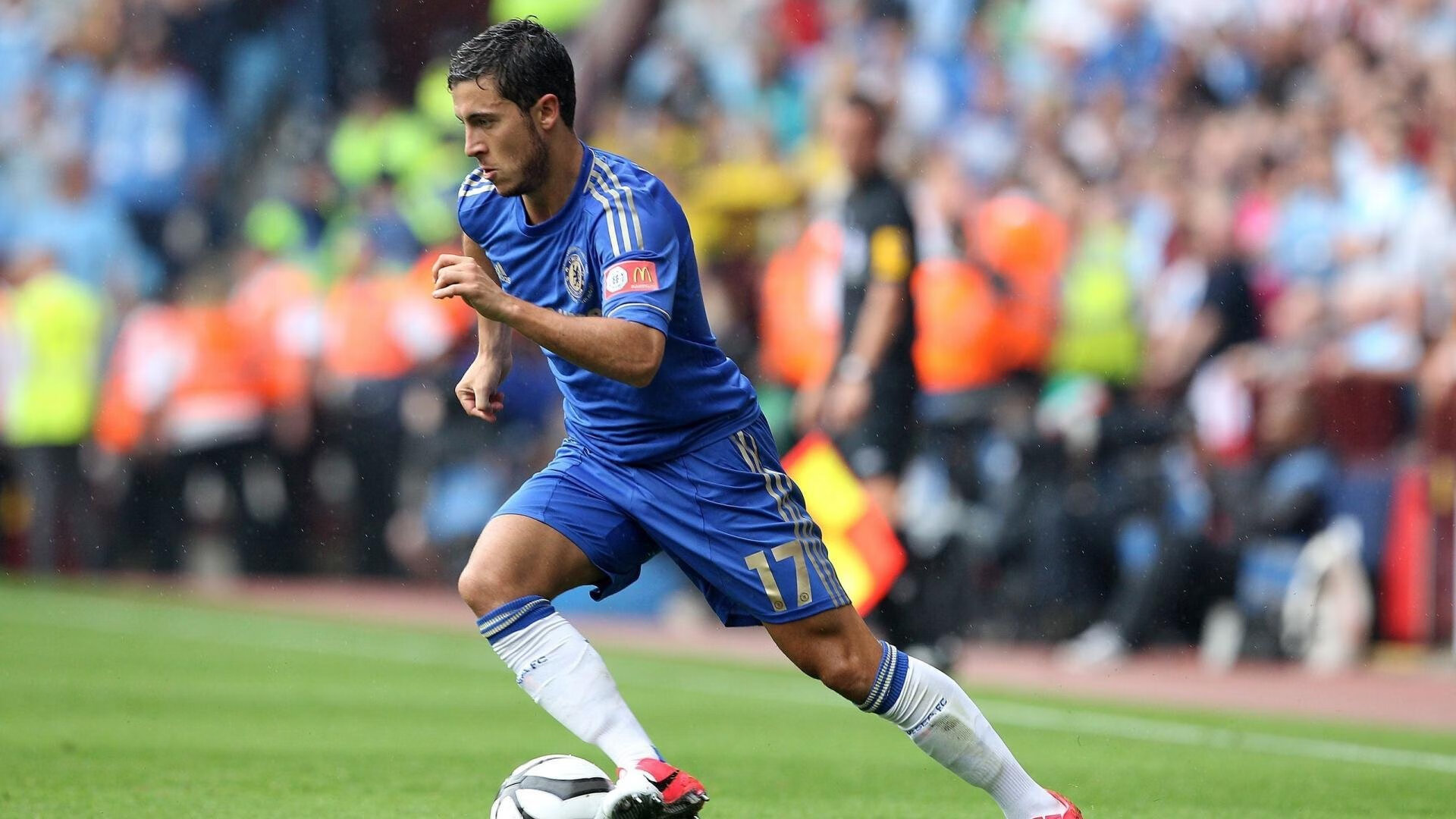 莱万独木成林，哥伦比亚对阵委内瑞拉一役中的孤胆英雄