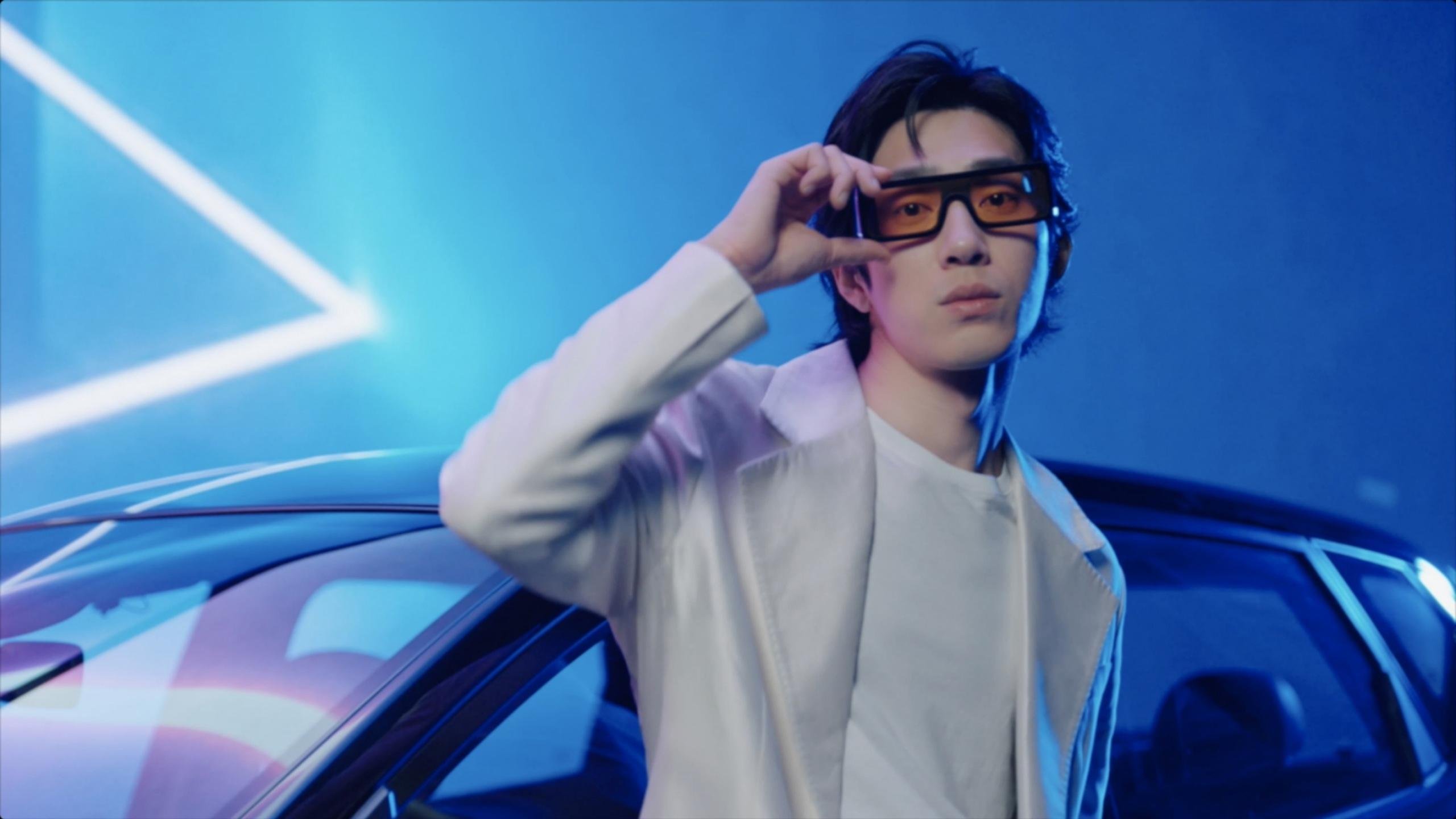 迪亚斯爆发的五十三分钟，当安哥拉的飓风鏖战佛罗伦萨的艺术之魂