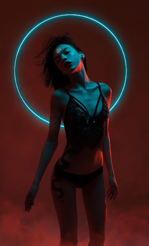 开云体育官方网站-战术较量的传奇对决，绿茵场与篮球馆的体育史诗